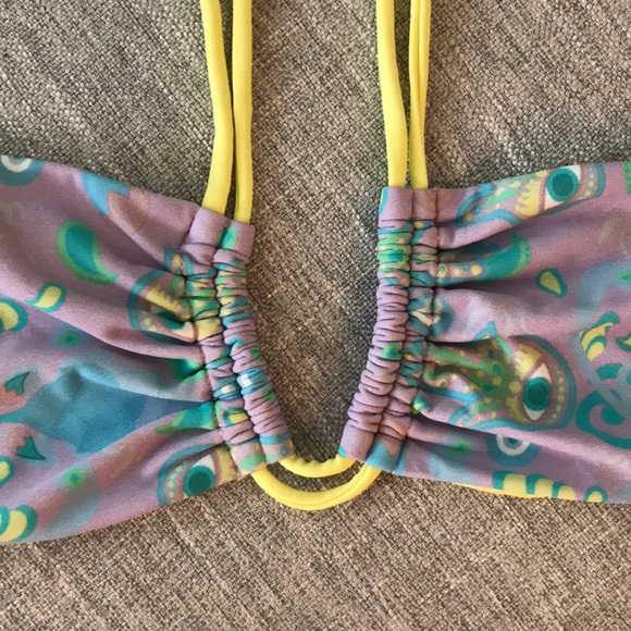 Brand new stunning bikini! - Picture 2 of 8